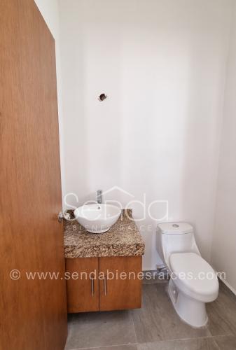1337-38308-Casa-en-Venta-en-Mabella-Residencial-de-Un-piso-con-Alberca-en-San-Diego-Cutz-3.jpg