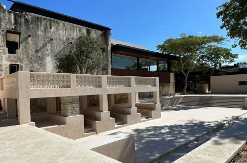1341-43097-Lote-residencial-en-venta-en-una-Hacienda-remodelada-con-amenidades-en-Merida_(17).jpg
