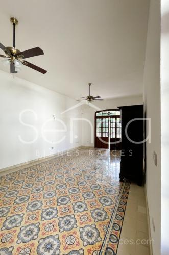 1355-38892-Casa-en-venta-Centro-Historico-Merida-calle-62-de-5-habitaciones-19.jpg