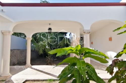 1355-38923-Casa-en-venta-Centro-Historico-Merida-calle-62-de-5-habitaciones-50.jpg
