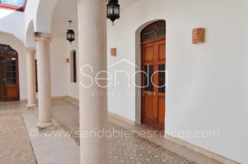 1355-38934-Casa-en-venta-Centro-Historico-Merida-calle-62-de-5-habitaciones-61.jpg