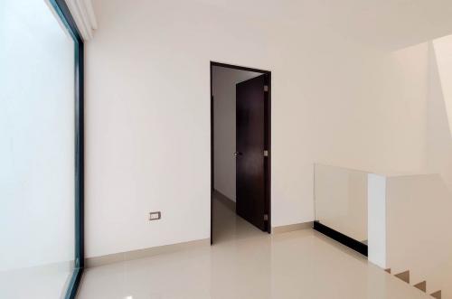 1534-43562-Casa-en-venta-en-Arborettos-Merida-zona-Cabo-Norte-con-3-habitaciones-equipada_(8).jpg