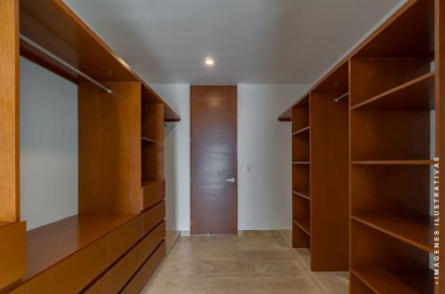 1636-45779-La-rejoyada-closet-vestidor.jpg