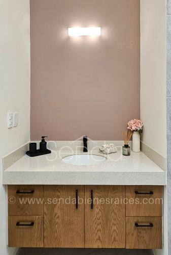 1700-50615-Casa-Tiki-Tiki-en-venta-de-una-planta-en-Cholul-Merida-modelo-B-con-alberca_(17).jpg