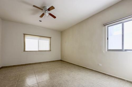 1719-48005-Casa-en-renta-de-3-habitaciones-en-Salomea-Conkal_(30).jpg