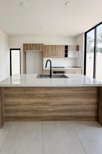 1732-50742-Casa-en-venta-en-Naia-Residencial-Conkal-con-recamara-en-planta-baja-Ikkil-Plus_(17).jpg