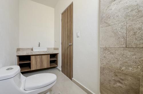 1732-50761-Casa-en-venta-en-Naia-Residencial-Conkal-con-recamara-en-planta-baja-Ikkil-Plus_(36).jpg