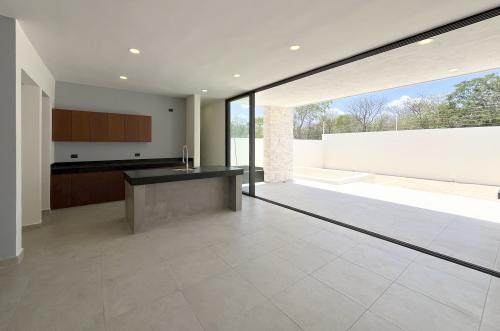 1739-48808-Casa-en-venta-en-Cholul-Merida-Privada-Morera-3-recamaras-y-alberca_(17).jpg