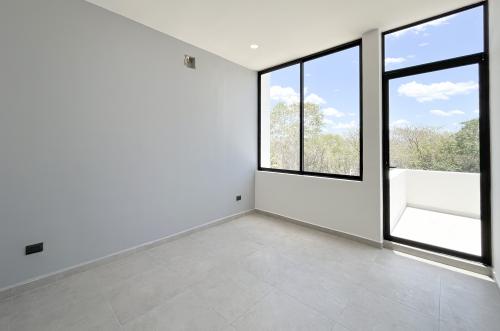 1739-48824-Casa-en-venta-en-Cholul-Merida-Privada-Morera-3-recamaras-y-alberca_(32).jpg