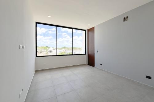 1739-48833-Casa-en-venta-en-Cholul-Merida-Privada-Morera-3-recamaras-y-alberca_(42).jpg