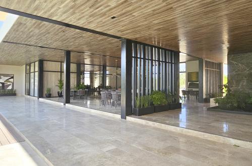 1749-48774-Terreno-en-venta-en-privada-residencial-Mistika-en-la-zona-Country-de-Merida_(20).jpg