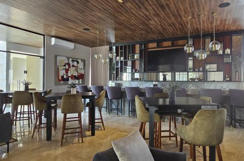 1749-48777-Terreno-en-venta-en-privada-residencial-Mistika-en-la-zona-Country-de-Merida_(23).jpg