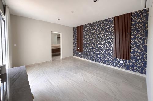 1750-48880-Casa-en-venta-en-Verna-Conkal-en-Merida-de-2-plantas-3-recamaras-equipada_(7).jpg
