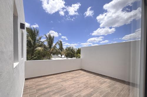 1750-48888-Casa-en-venta-en-Verna-Conkal-en-Merida-de-2-plantas-3-recamaras-equipada_(15).jpg