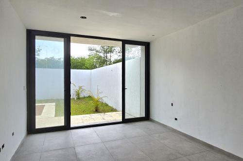 1831-50355-Casa-en-venta-en-Aire-Puro-Residencial-Merida-con-recamara-en-PB-y-doble-altura_(23).jpg