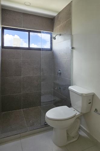 1834-50415-Casa-en-Venta-en-Gran-San-Pedro-Cholul-con-recamara-en-planta-baja-y-alberca_(75).jpg