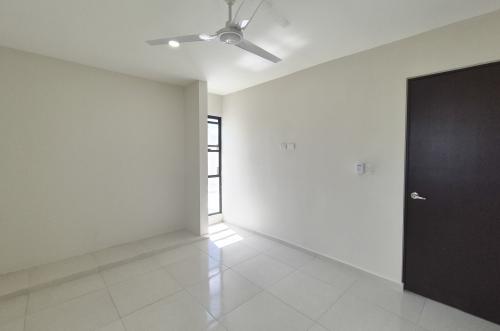 1834-50852-Casa-en-Venta-en-Gran-San-Pedro-Cholul-coN-habitación-en-planta-baja-y-alberca_(30).jpg