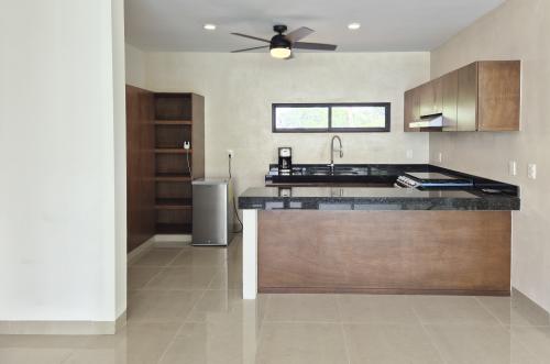 1842-50553-Casa-en-venta-en-Plenum-Residencial-en-Merida-con-4-habitaciones-y-alberca_(5).jpg