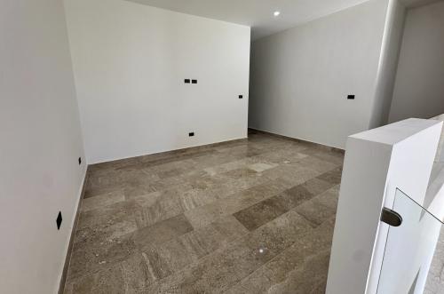 1855-50914-Casa-en-venta-en-Merida-Unica-Living-de-2-plantas-con-recamara-en-planta-baja_(14).jpg