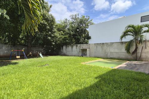 1858-50945-Casa-en-Renta-en-Privada-ubicada-en-Cholul-Merida-Amueblada-y-Equipada_(10).jpg