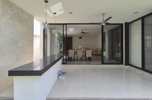 1858-50947-Casa-en-Renta-en-Privada-ubicada-en-Cholul-Merida-Amueblada-y-Equipada_(12).jpg
