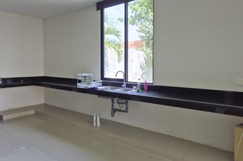 1858-50950-Casa-en-Renta-en-Privada-ubicada-en-Cholul-Merida-Amueblada-y-Equipada_(15).jpg
