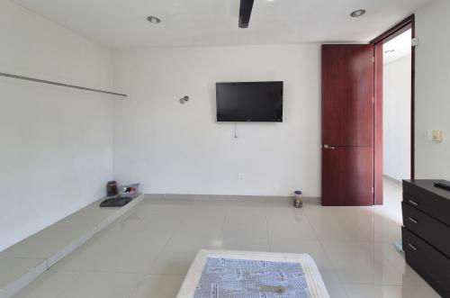 1858-50959-Casa-en-Renta-en-Privada-ubicada-en-Cholul-Merida-Amueblada-y-Equipada_(24).jpg