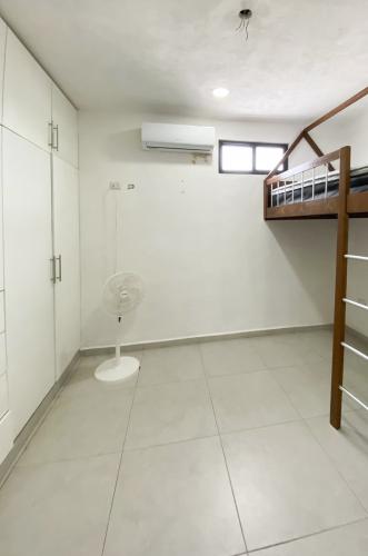 1875-51373-Casa-equipada-en-venta-4-habitaciones-Leandro-Valle-Poligono-equipada_(1).jpg
