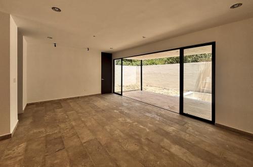 2009-54219-Casa-en-venta-en-el-norte-de-Mérida-Cholul-de-3-recámaras-con-estudio_(10).jpg