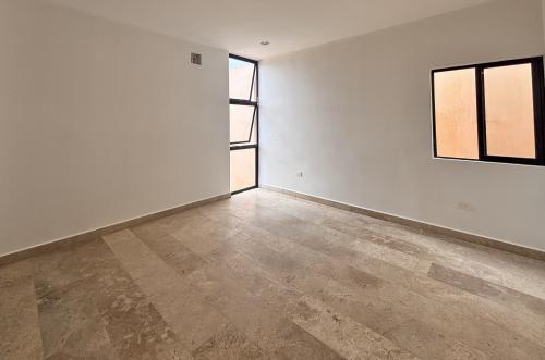 2009-54234-Casa-en-venta-en-el-norte-de-Mérida-Cholul-de-3-recámaras-con-estudio_(25).jpg
