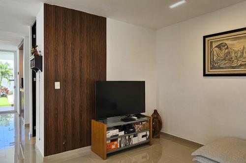 2028-54832-Casa-en-Venta-Dzityá-Mérida-con-super-Cocina-Jardín-y-Alberca_(8).jpg