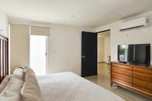 2028-54862-Casa-en-Venta-Dzityá-Mérida-con-super-Cocina-Jardín-y-Alberca_(38).jpg