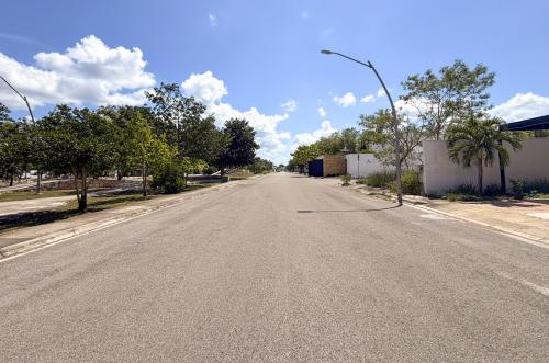 2030-54870-Lotes-Residenciales-Urbanizados-en-Venta-en-Cholul-Mérida_(11).jpg