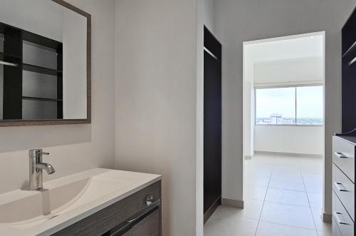 457-49588-Departamento-en-venta-en-Vía-Montejo-Mérida-de-una-habitación-equipado-Nivel-9_(30).jpg