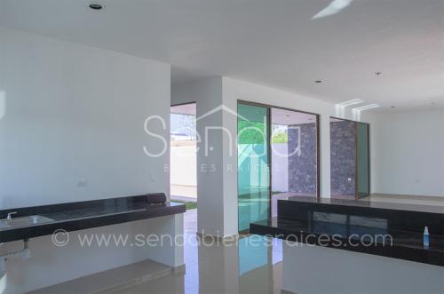 548-23305-19KG-36_-_Casa_en_pre_venta_4_habitaciones_en_San_Diego_Cutz_Merida-02.jpg