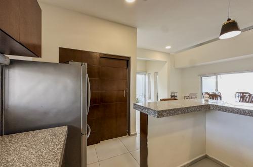 663-53608-Casa-en-renta-3-habitaciones-con-Piscina-en-Privada-Kanan-Conkal_(19).jpg