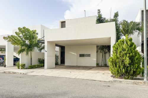 663-53628-Casa-en-renta-3-habitaciones-con-Piscina-en-Privada-Kanan-Conkal_(39).jpg