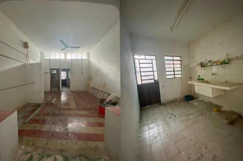 715-18001-21RH-08-Casa-Habitacion-en-el-Centro-Historico-de-Merida-con-proyecto-de-Renovacion-08.jpg