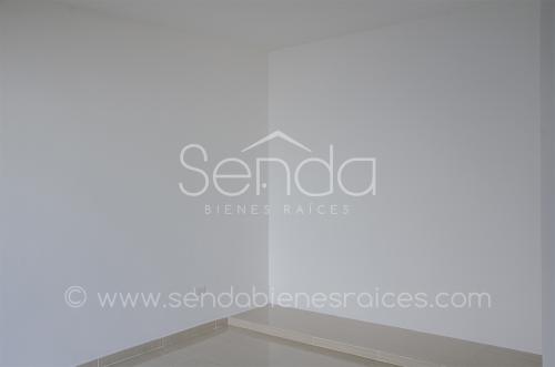 741-23386-21KG-13_-_Casa_en_venta_de_un_piso_en_esquina_con_piscina_y_terreno_grande_en_Merida_norte-9.jpg