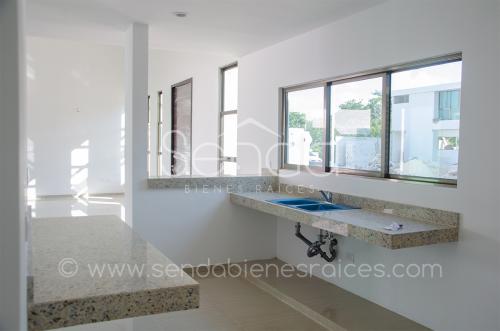 741-23393-21KG-13_-_Casa_en_venta_de_un_piso_en_esquina_con_piscina_y_terreno_grande_en_Merida_norte-16.jpg