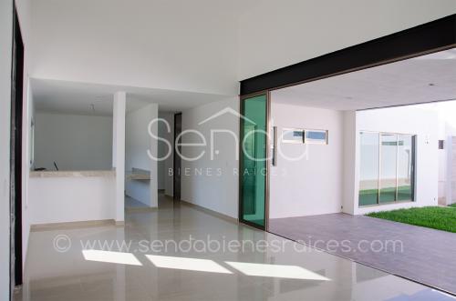 741-23397-21KG-13_-_Casa_en_venta_de_un_piso_en_esquina_con_piscina_y_terreno_grande_en_Merida_norte-20.jpg